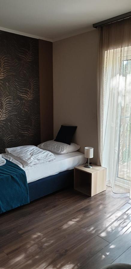 Balatonmáriafürdő Garden Club Panzio Bed & Breakfast エクステリア 写真