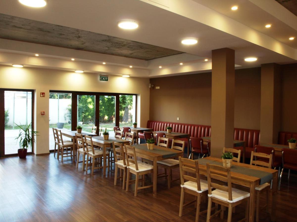 Balatonmáriafürdő Garden Club Panzio Bed & Breakfast エクステリア 写真